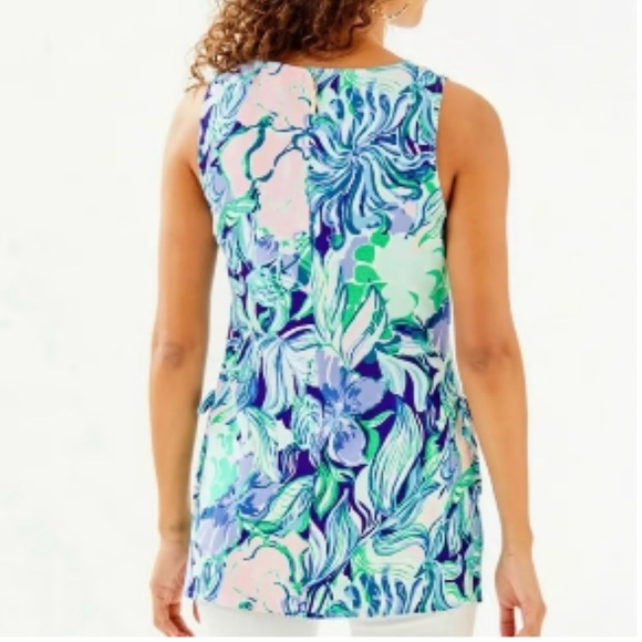 Lilly Pulitzer Donna Top - Picture 3 of 9